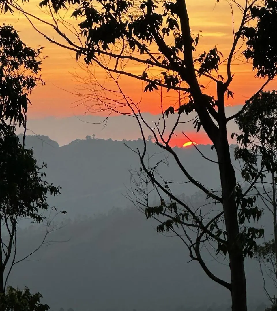 Κάμπινγκ Cloud Camping. Ξενοδοχείο Munnar Ινδία